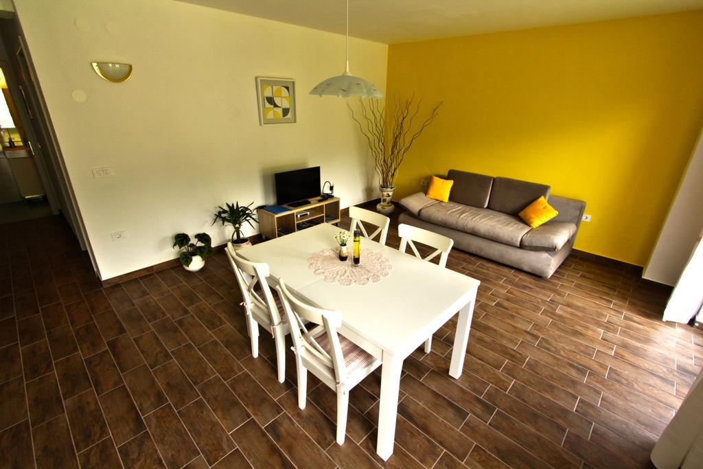 Apartments Maligoj Tolmin Szoba fotó